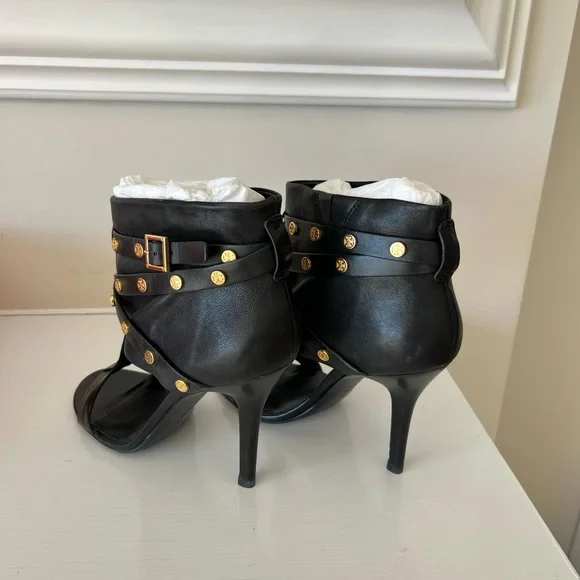 Tory Burch sandal/heels - Picture 4 of 5